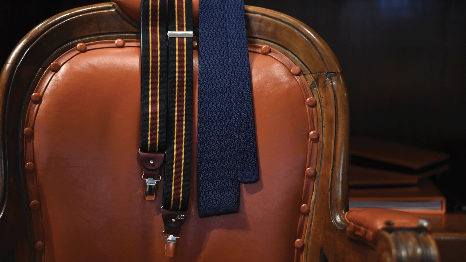 Serafinesilk_knittedtie.png
