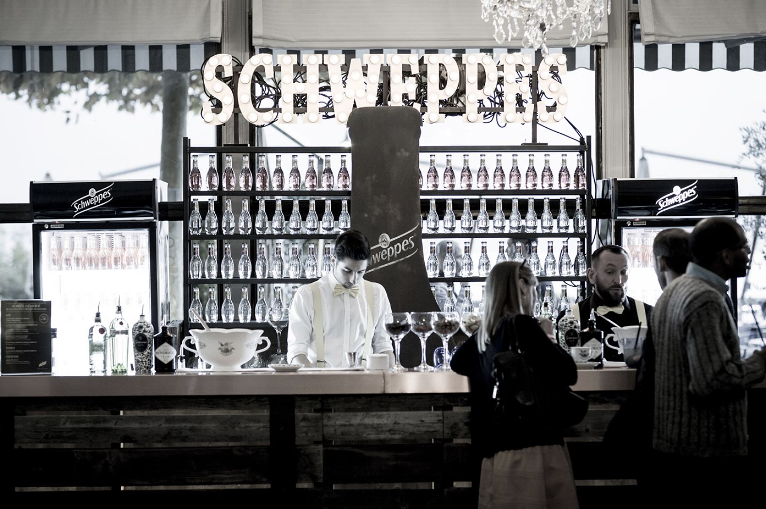 Schweppes Bar