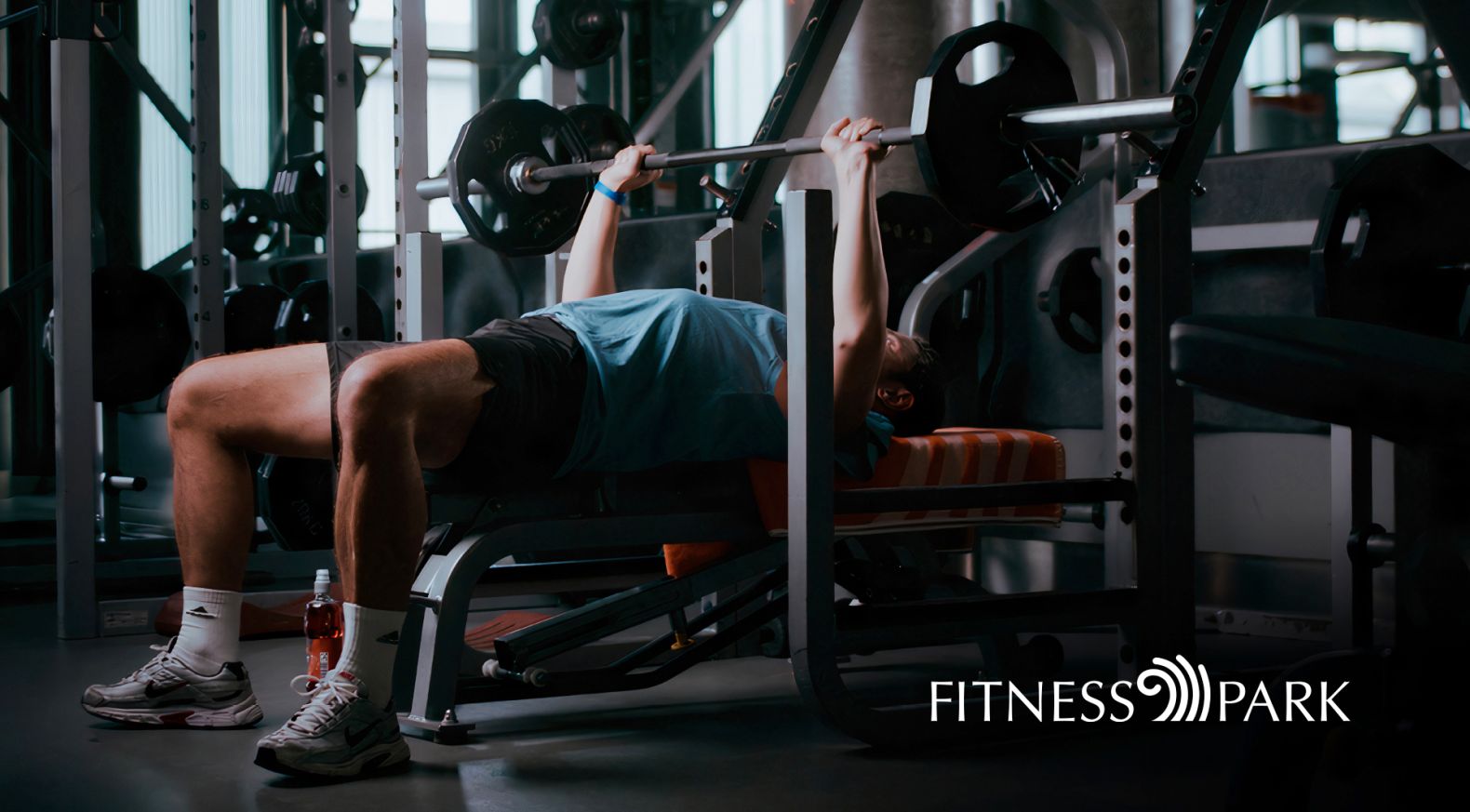 FP_Vis_1920x1062_Man_Fit.jpg